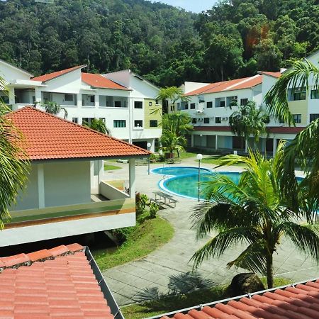 C 13 Lot 10 Pangkor Leisure Beach Studio 팡코르 외부 사진